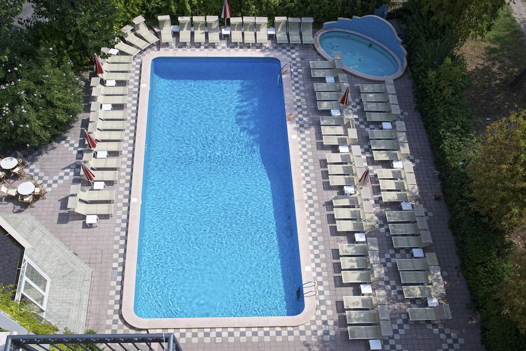 Hotel President 3*